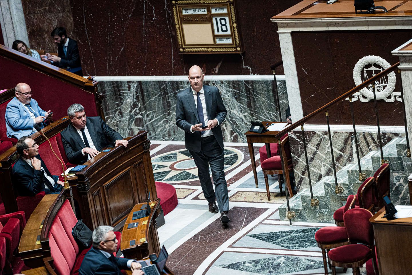 Médine aux journées d’été d’EELV : le ministre Roland Lescure annule sa venue