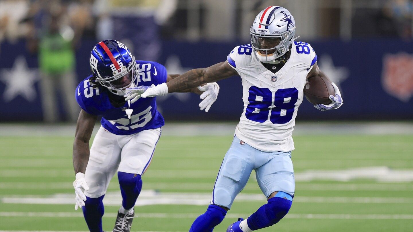 Cowboys gained 368 yards in first half, lead Giants 28-0 at halftime