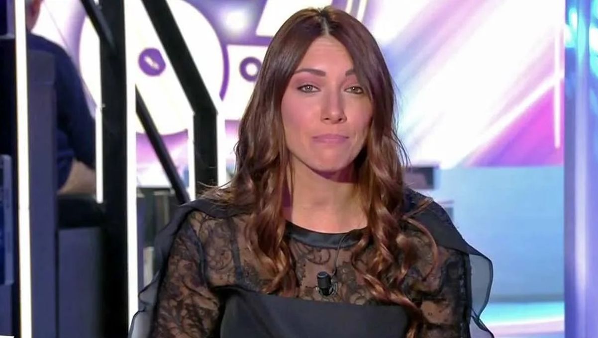 Delphine Wespiser ne veut plus d'aides aux étrangers dans TPMP