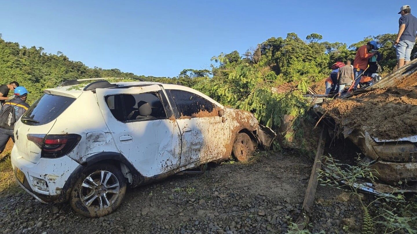 A mudslide in Colombia has killed at least 34 people and injured dozens of others