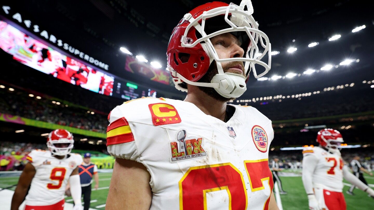 Charles Omenihu on Travis Kelce: I believe he'll give it another go