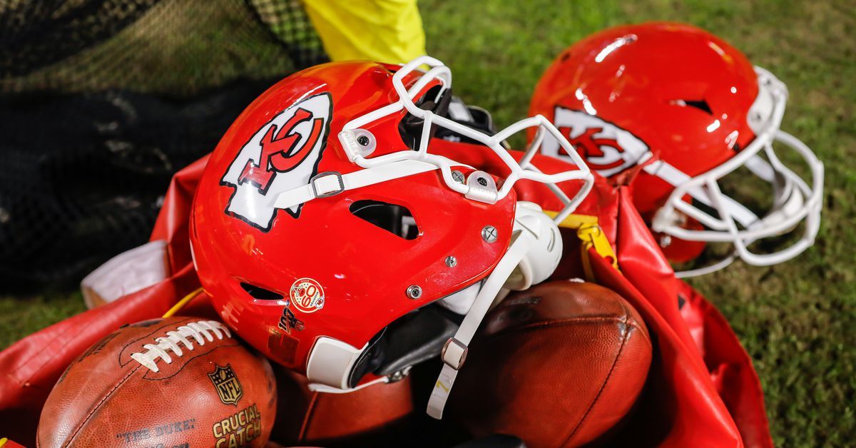 Chiefs 2025 offseason overview: free agents, salary cap, draft picks