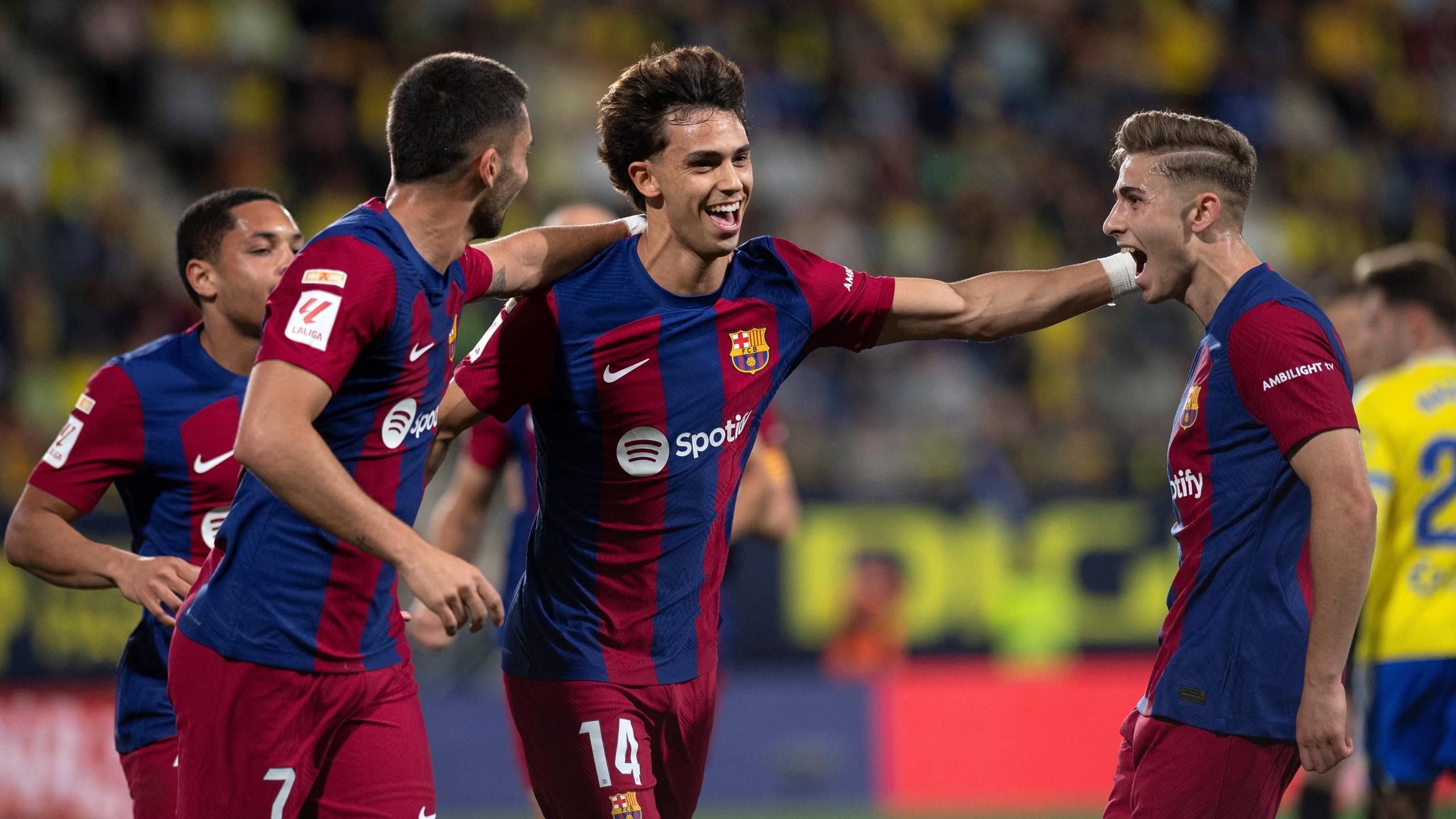 Le FC Barcelone, remanié avant le quart retour contre le PSG en Ligue des champions, bat Cadix (0-1)