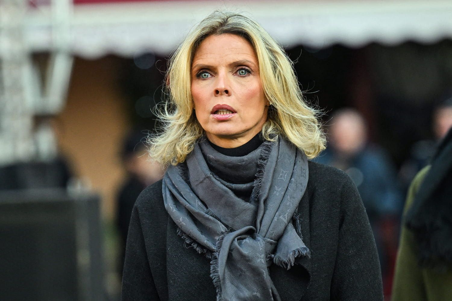 "Elle n'a pas dû inventer l'eau chaude" : Sylvie Tellier dézinguée après son élection à Miss France...