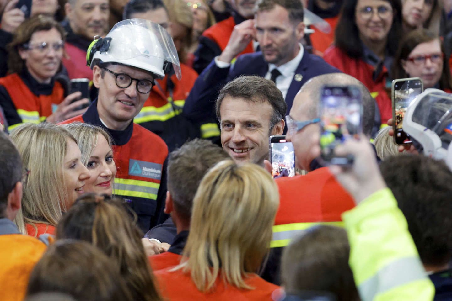 A Dunkerque, Emmanuel Macron veut montrer une France qui va bien