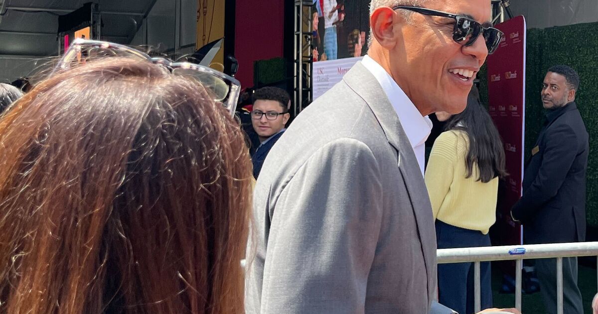 Former President Obama, family attend Sasha Obama's USC graduation