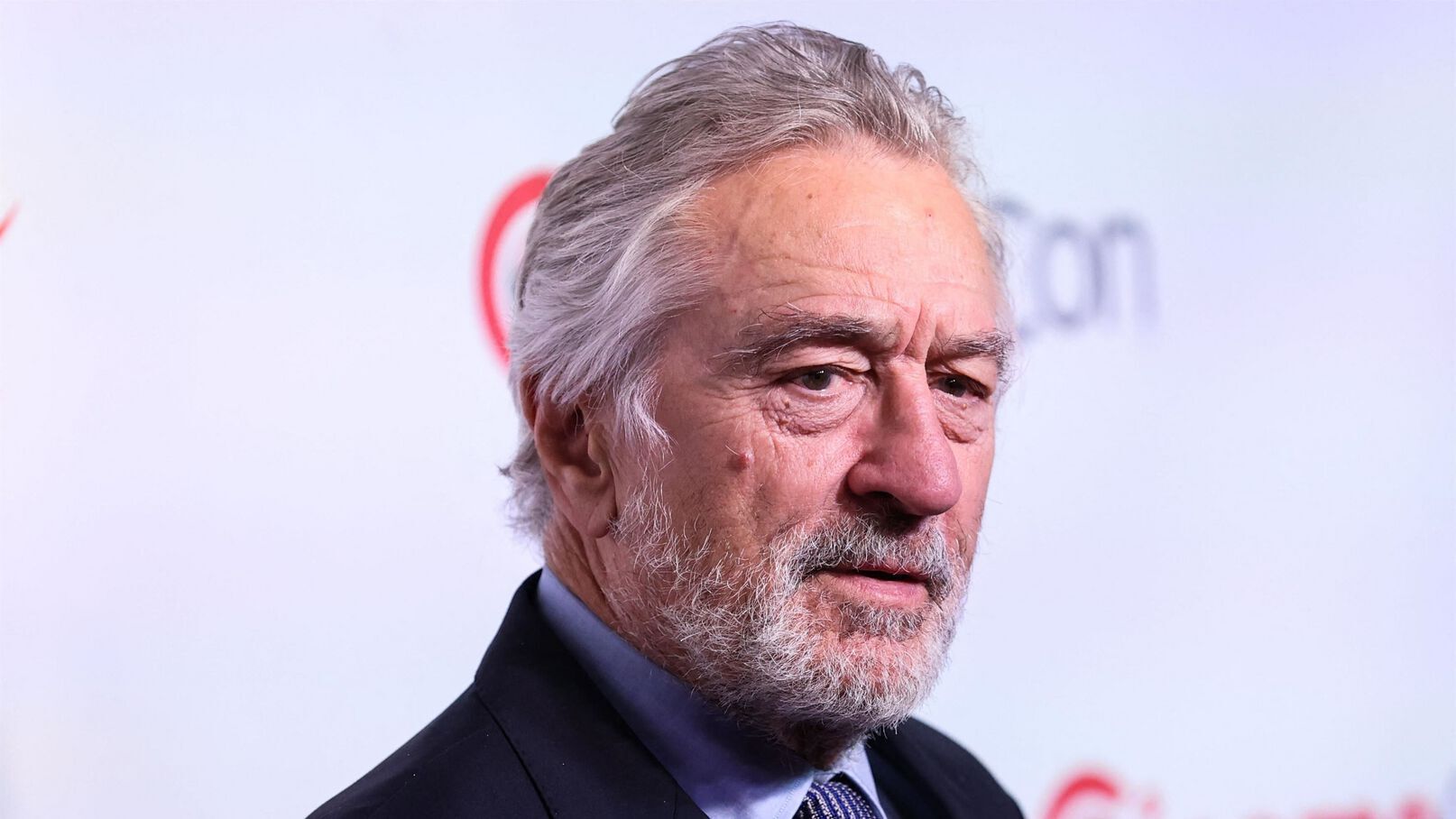 Robert de Niro, père à 79 ans : "égoïste", "flippant"... l'acteur sous le feu des critiques