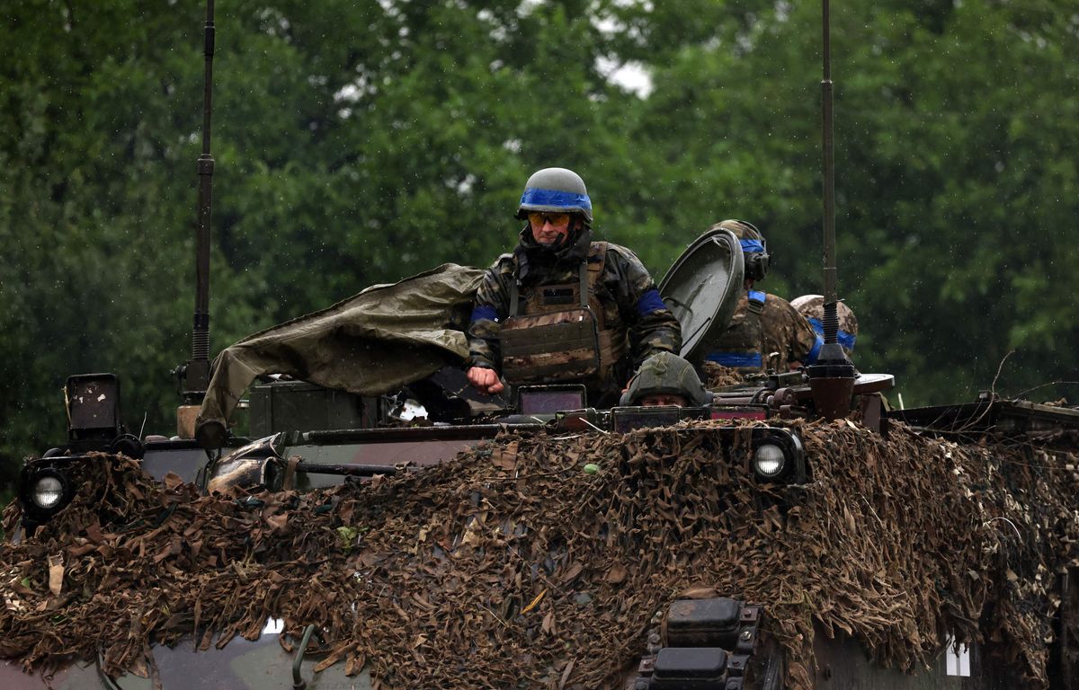 Guerre en Ukraine : Macron confirme le début de la contre-offensive qui va durer " plusieurs semaines, voire mois "