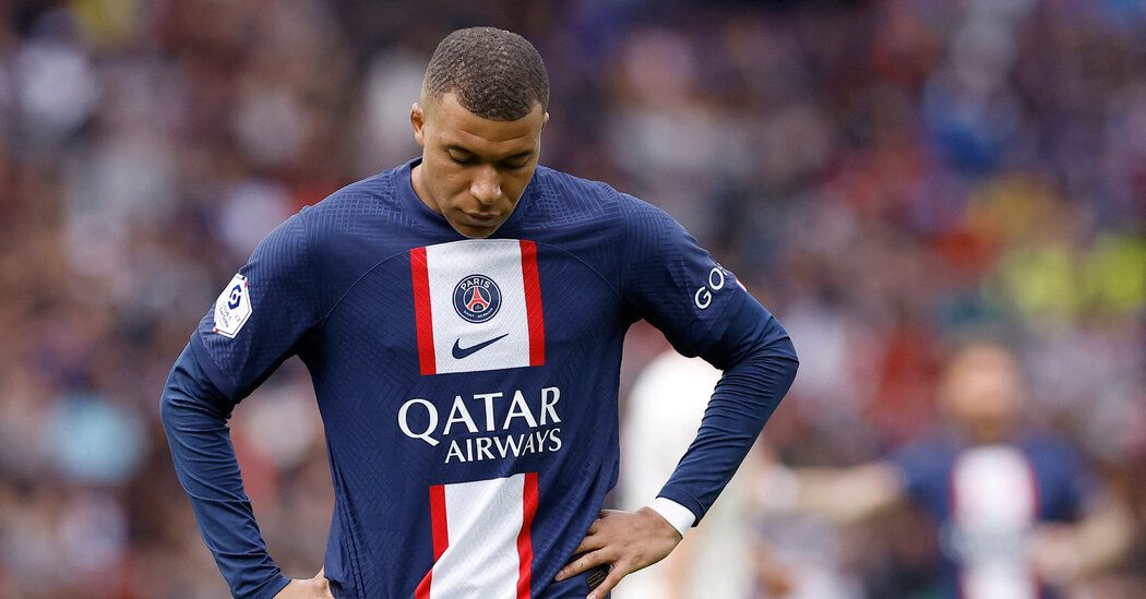 Mbappé’s Split With P.S.G. Widens Into a War of Words