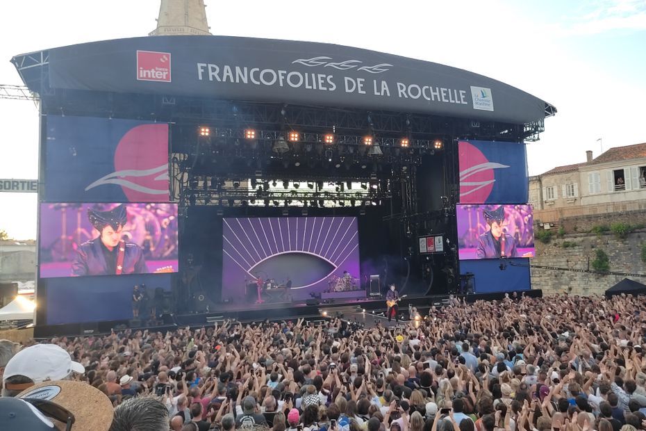 Francofolies 2023. Les photos des concerts avec Shaka Ponk, -M-, Izïa, Adé, Waxx et ses invités