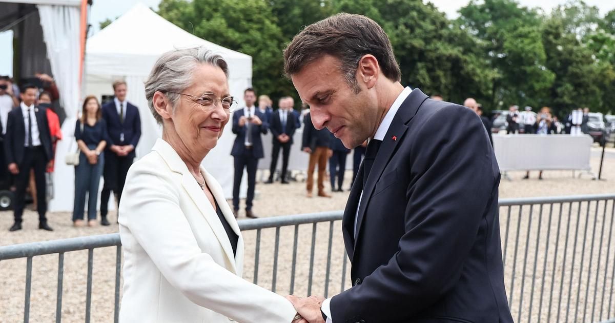 Les "cent jours" d’Emmanuel Macron s’achèvent dans le flou