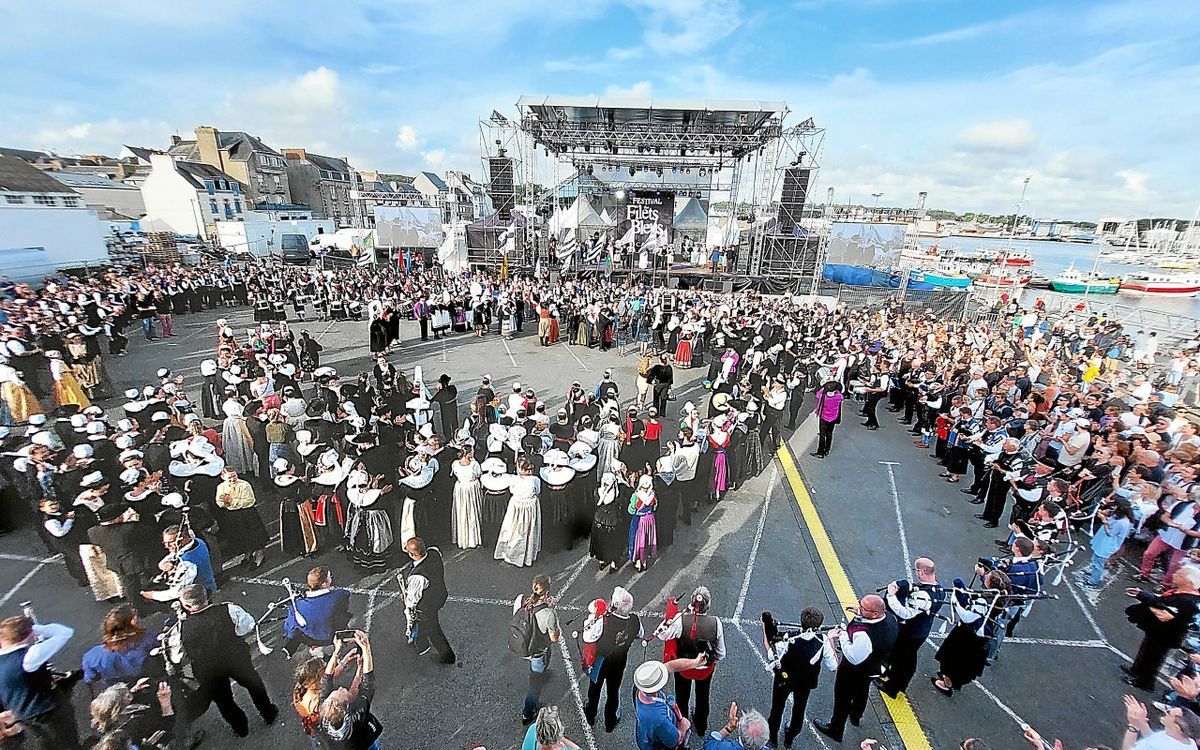 Aux Filets Bleus à Concarneau, le Triomphe et la danse des Mille, " c’est waouh ! "