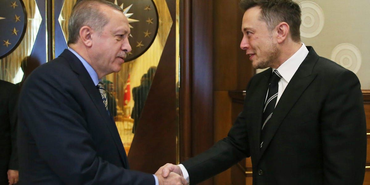 'Free Speech Opportunist' Elon Musk Censored Tweets in Turkey