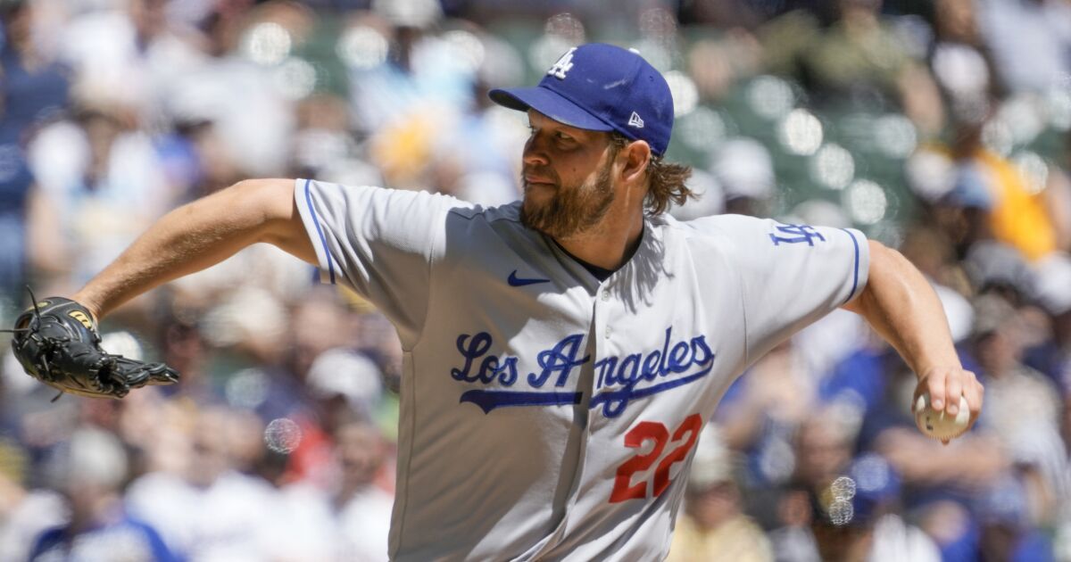 Clayton Kershaw's mother dies; he plans to pitch Tuesday