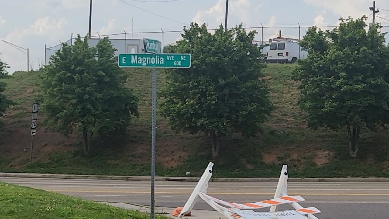 2 people shot in Knoxville, found in different locations