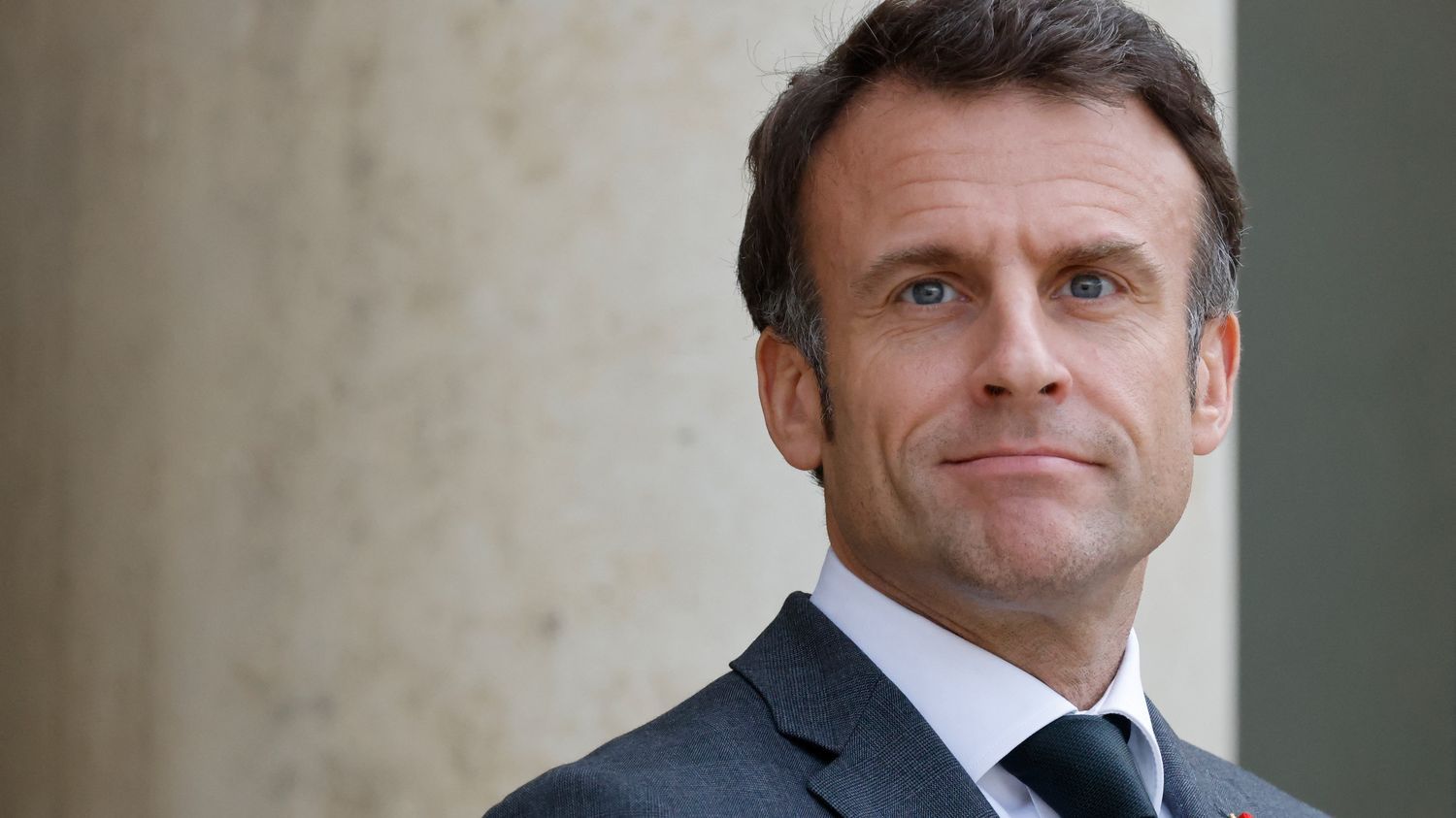 Impôts : Emmanuel Macron veut poursuivre la politique de baisse de la fiscalité pour les classes moyennes