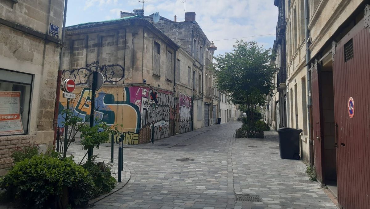 Un trentenaire tué par arme blanche au cours d'une bagarre à Bordeaux