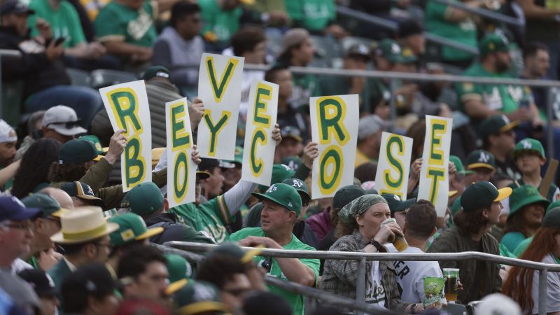 Oakland A’s fans stage reverse boycott