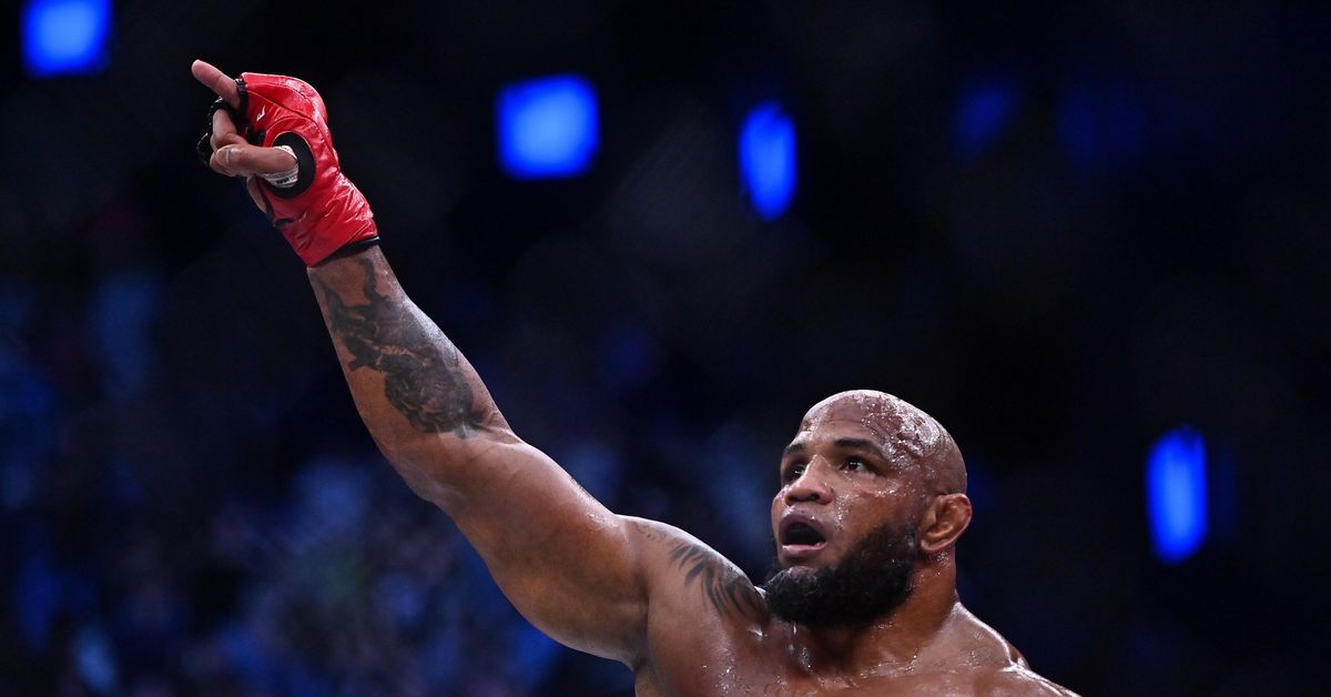 Yoel Romero skips Bellator 297 press conference in person due to fear of heights