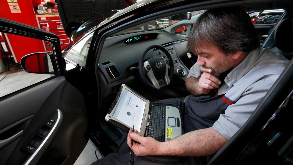 NHTSA Tells Carmakers, Ignore Massachusetts Right To Repair Law