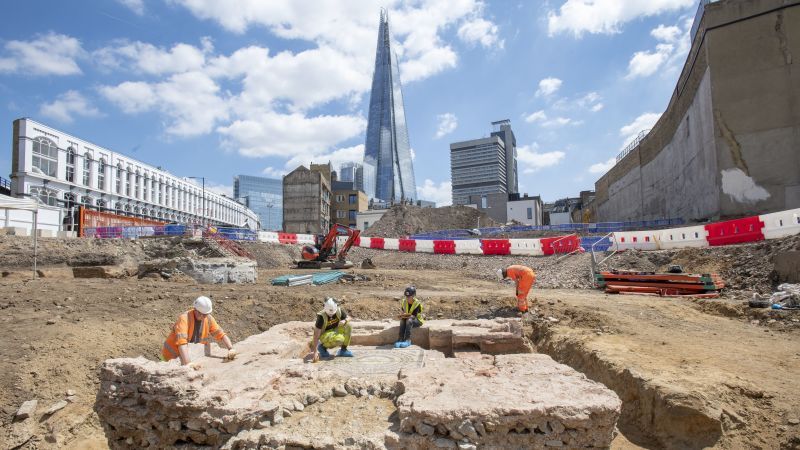 Ornate Roman mausoleum found beneath London construction site