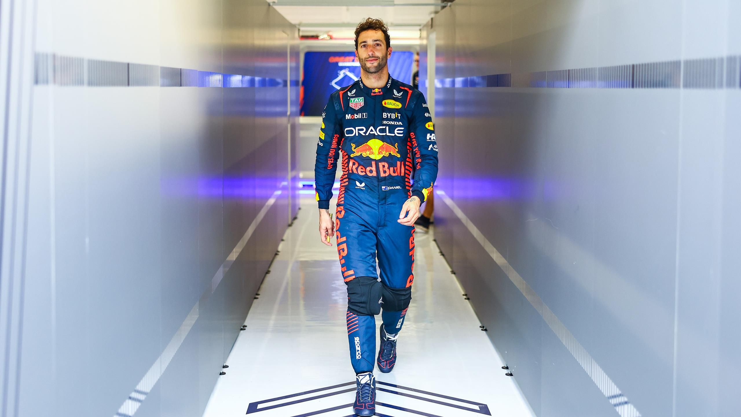 Formule 1 | Sergio Pérez, enjeux marketing : pourquoi Red Bull relance Daniel Ricciardo