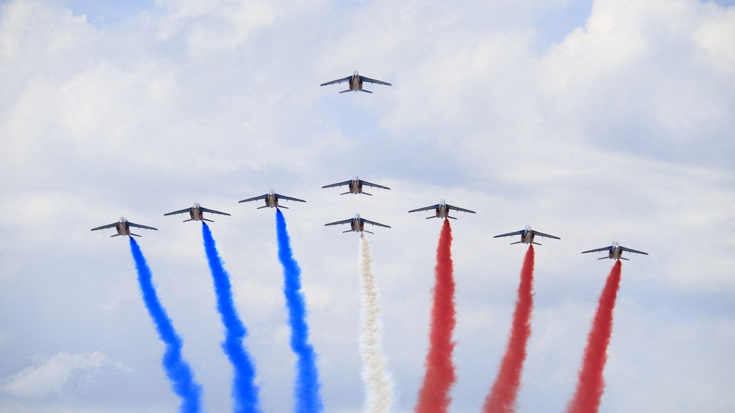 suivez le défilé militaire sur les Champs-Elysées, avec l'Inde comme invitée d'honneur