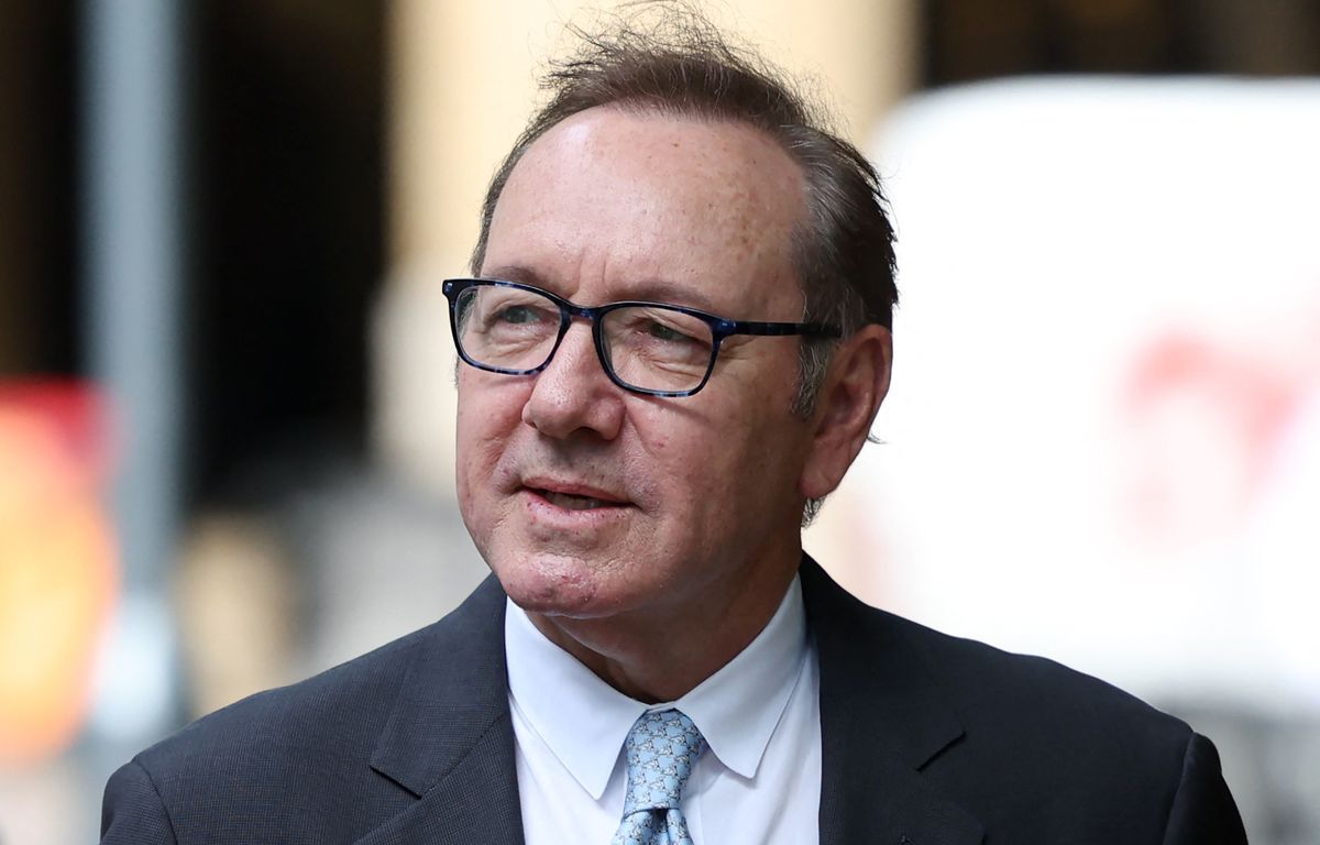 A son procès à Londres, l'acteur Kevin Spacey continue de nier