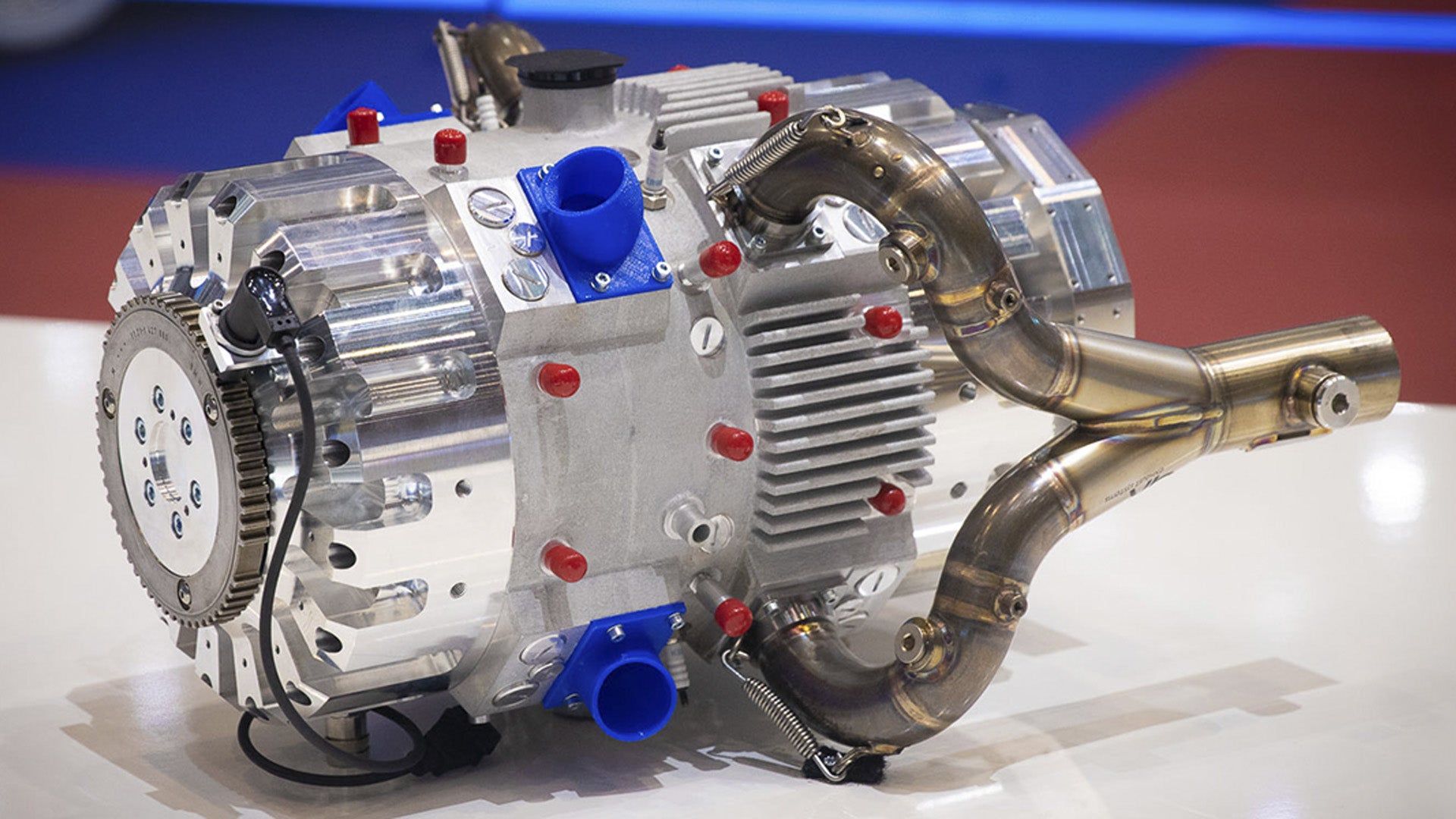 Company Builds Powerful 500cc 'One-Stroke' Engine, Immediately Installs it in a Miata