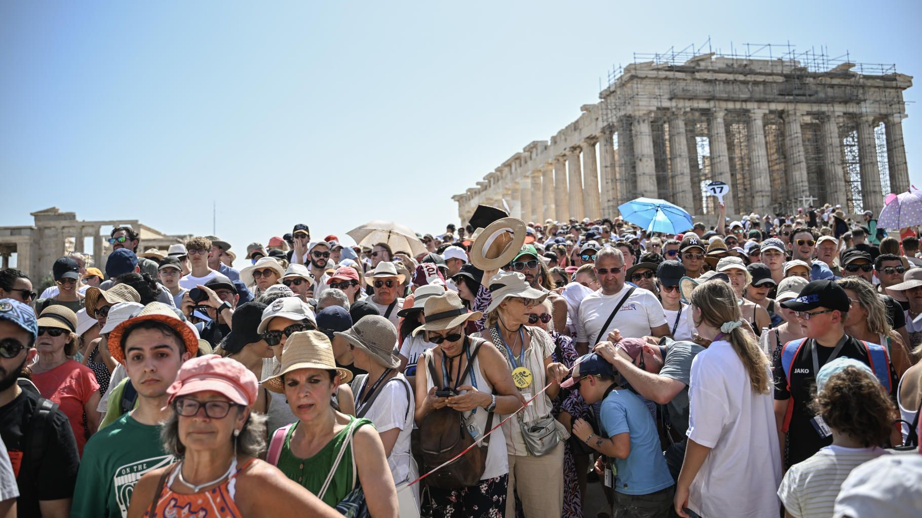 Grèce : à Athènes, l’Acropole ferme en raison de la canicule qui frappe le pays et une partie de l’Europe