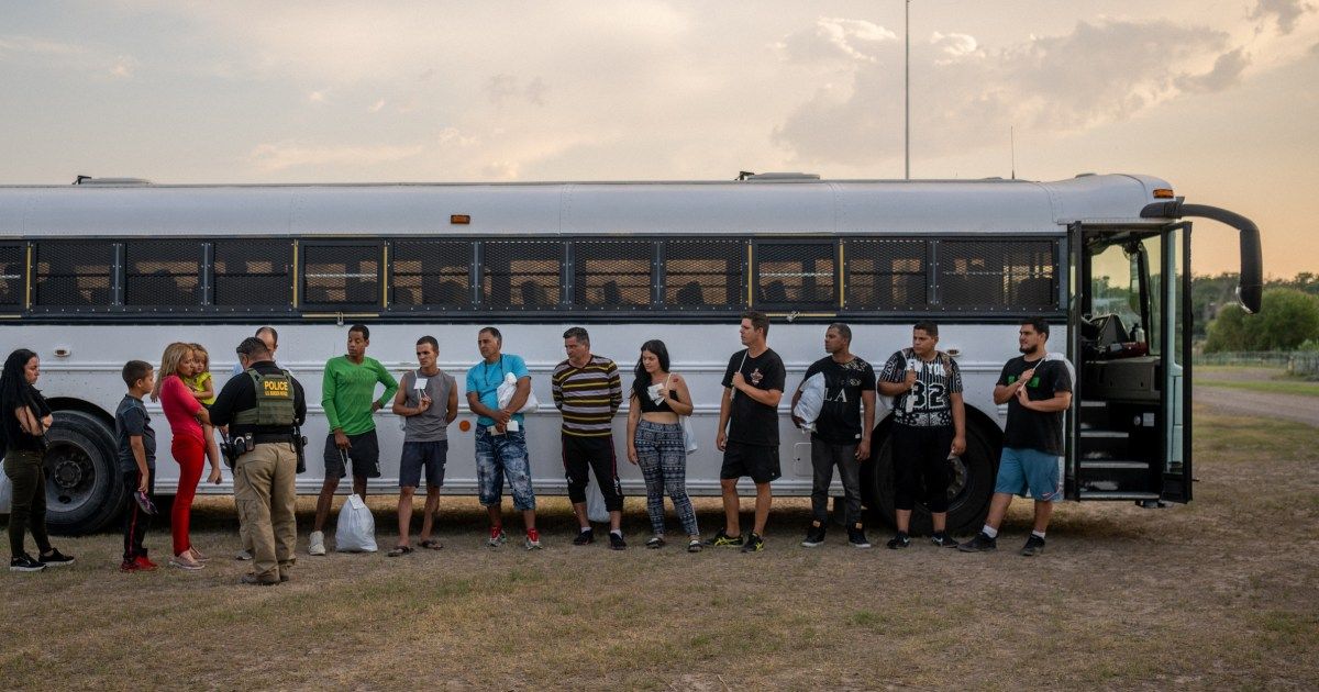 Texas Gov. Greg Abbott vows to keep busing migrants north. One problem: Not enough migrants.