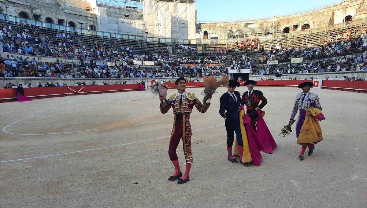 El Rafi et Adriano unis dans le triomphe pour l'ouverture de la feria des Vendanges dans les arènes de Nîmes