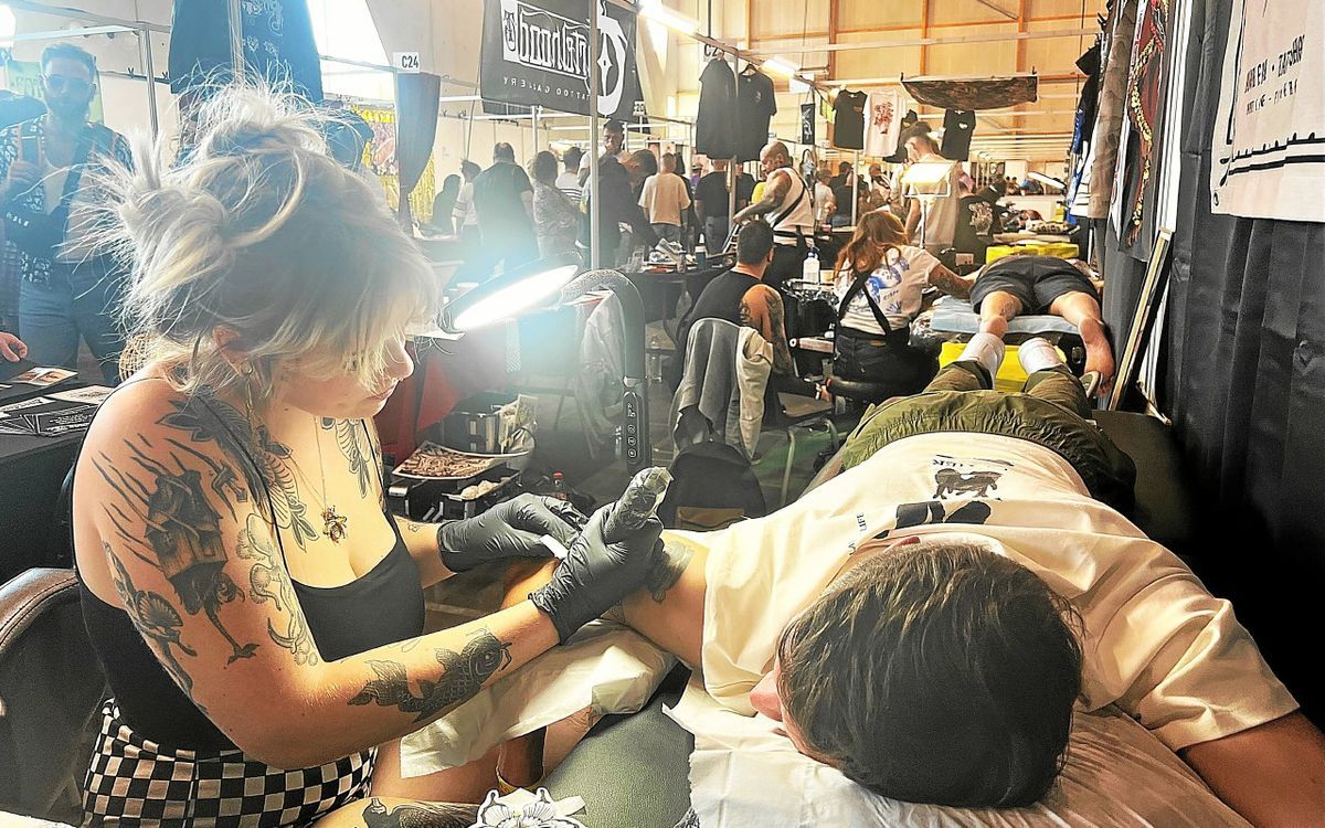 " Elle voulait le prénom de son copain sur le front " : au Quimper Tattoo Show, ils révèlent les demandes les plus improbables