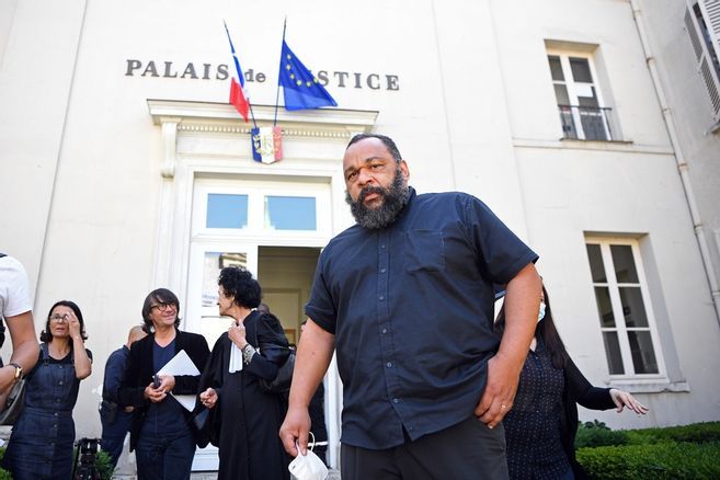 Dieudonné autorisé par la justice à se produire à Orléans, samedi 14 octobre