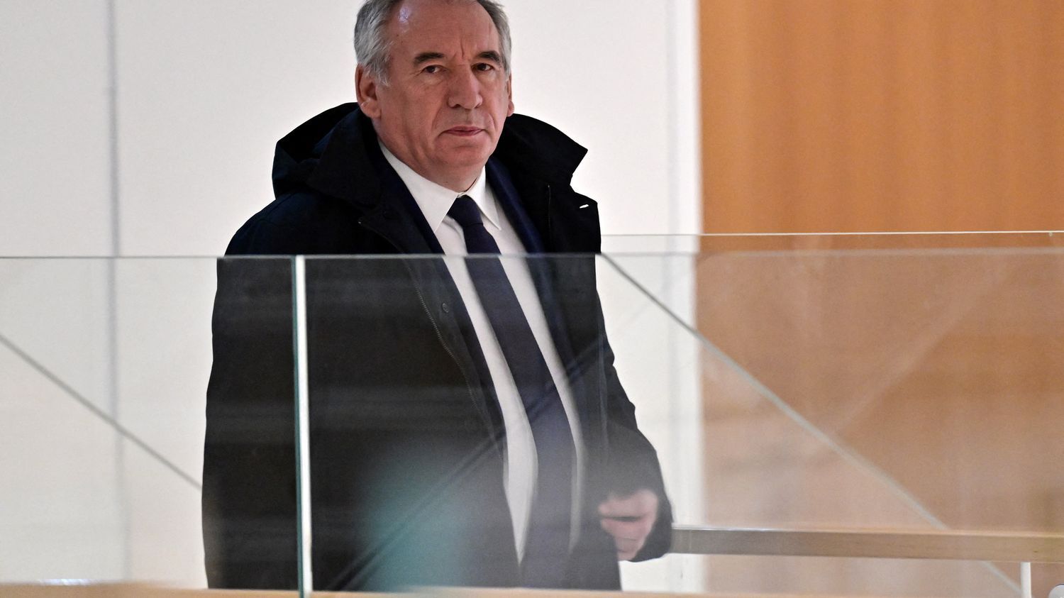 Assistants parlementaires du MoDem : 30 mois de prison avec sursis et 70 000 euros d'amende requis contre François Bayrou