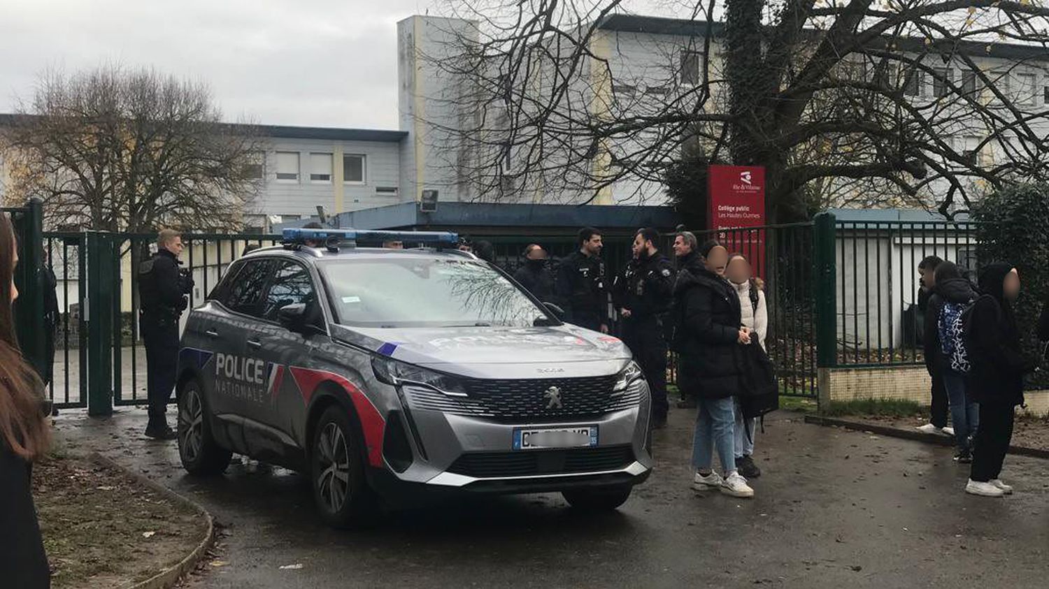 Menace au couteau dans un collège à Rennes : les premiers éléments de l'enquête laissent penser que l'adolescente a prémédité son geste