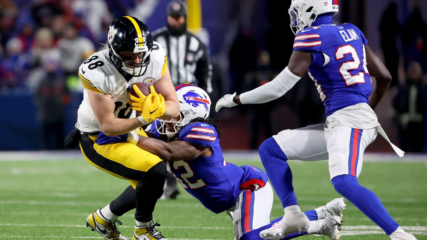 Steelers make a game of it as injuries pile up