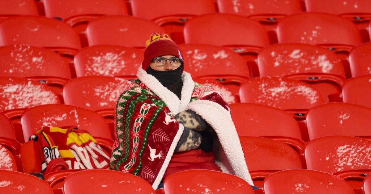 Body-numbing cold sent 15 people to hospitals Saturday at Chiefs game