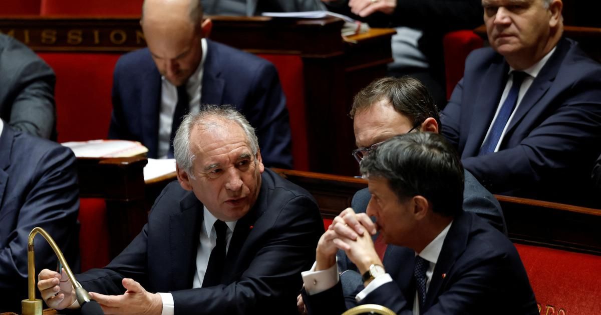 Retraites: malgré le dernier geste de François Bayrou, le PS se réserve le droit de censure