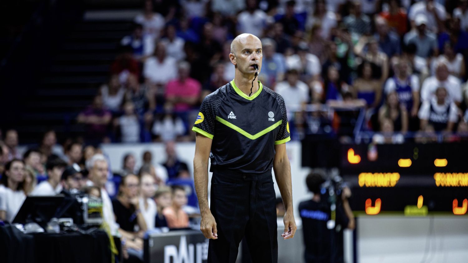 ENQUETE. "Ils m'ont dit de te payer en nature", "je te trouve très gay"... Les accusations à l'encontre d'un arbitre formateur embarrassent la Fédération française de basket-ball