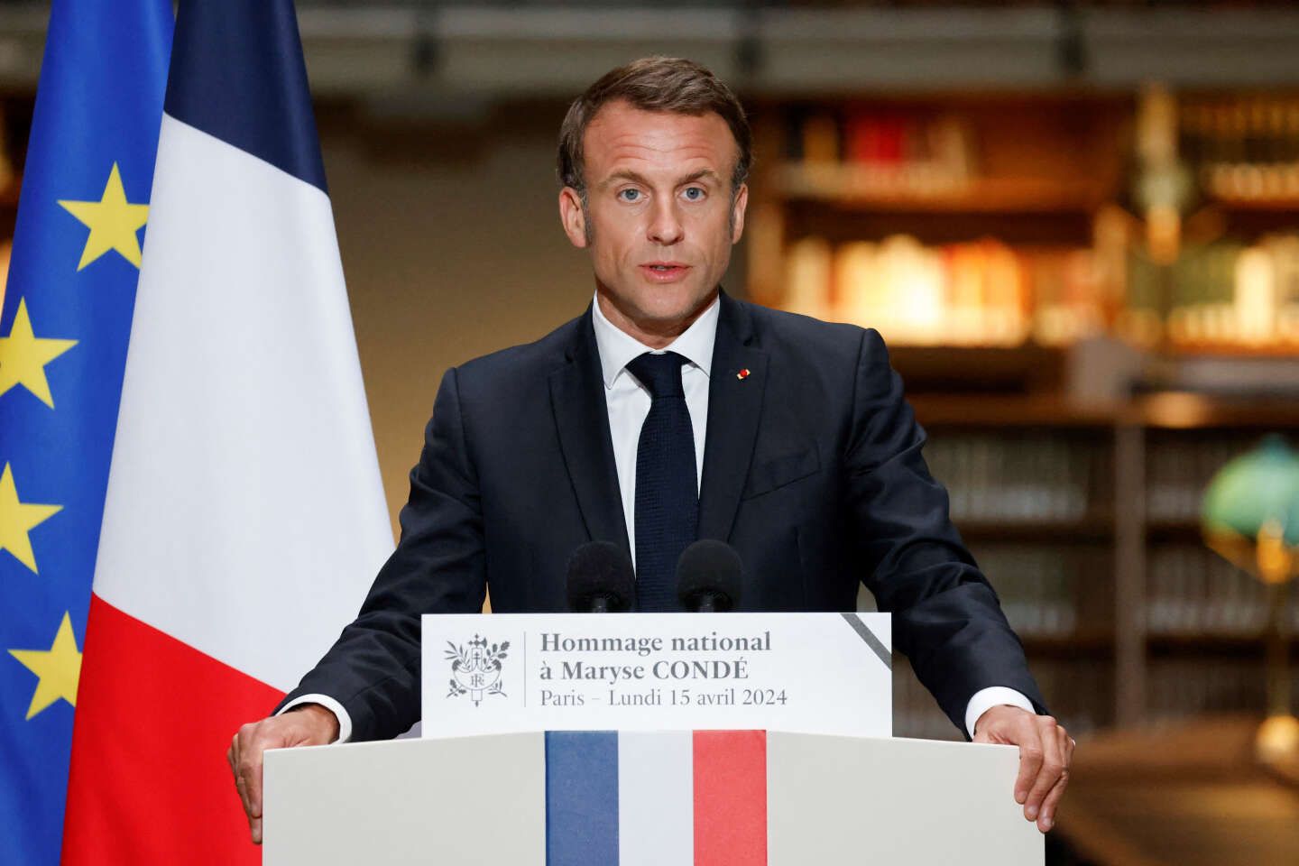 " Maryse Condé vivait dans l’attachement intranquille à la France ", salue Emmanuel Macron lors d’un hommage national