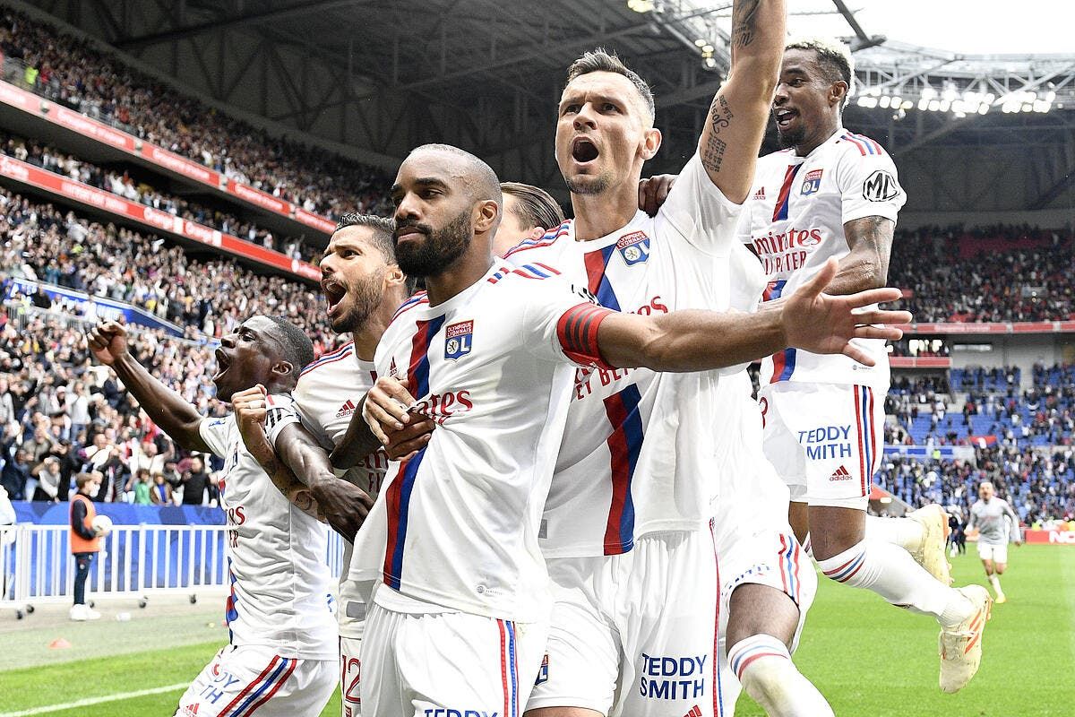 Lacazette abandonné par l'OL, Govou se fâche