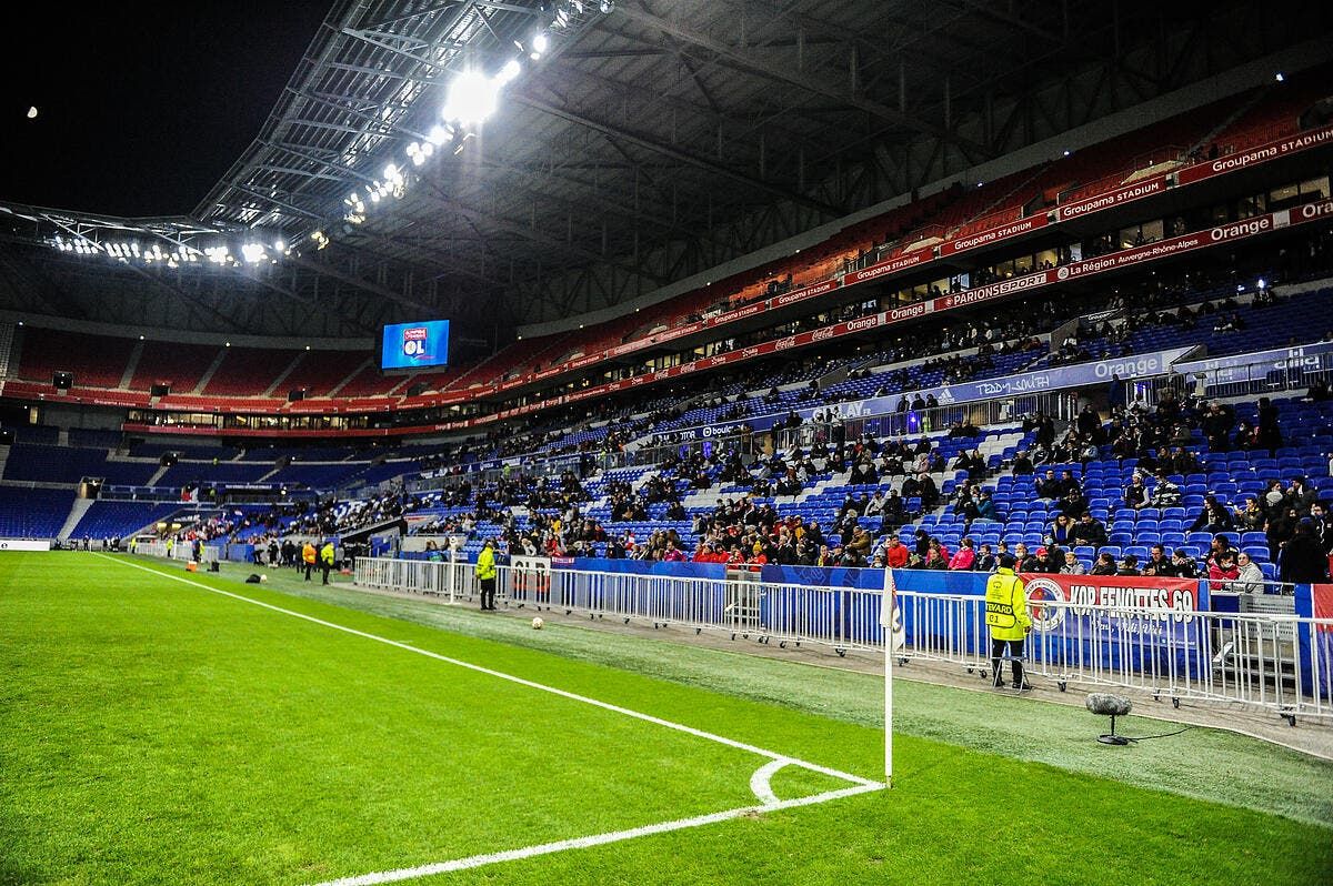 L’OL en finales, les fans envahissent le Groupama Stadium