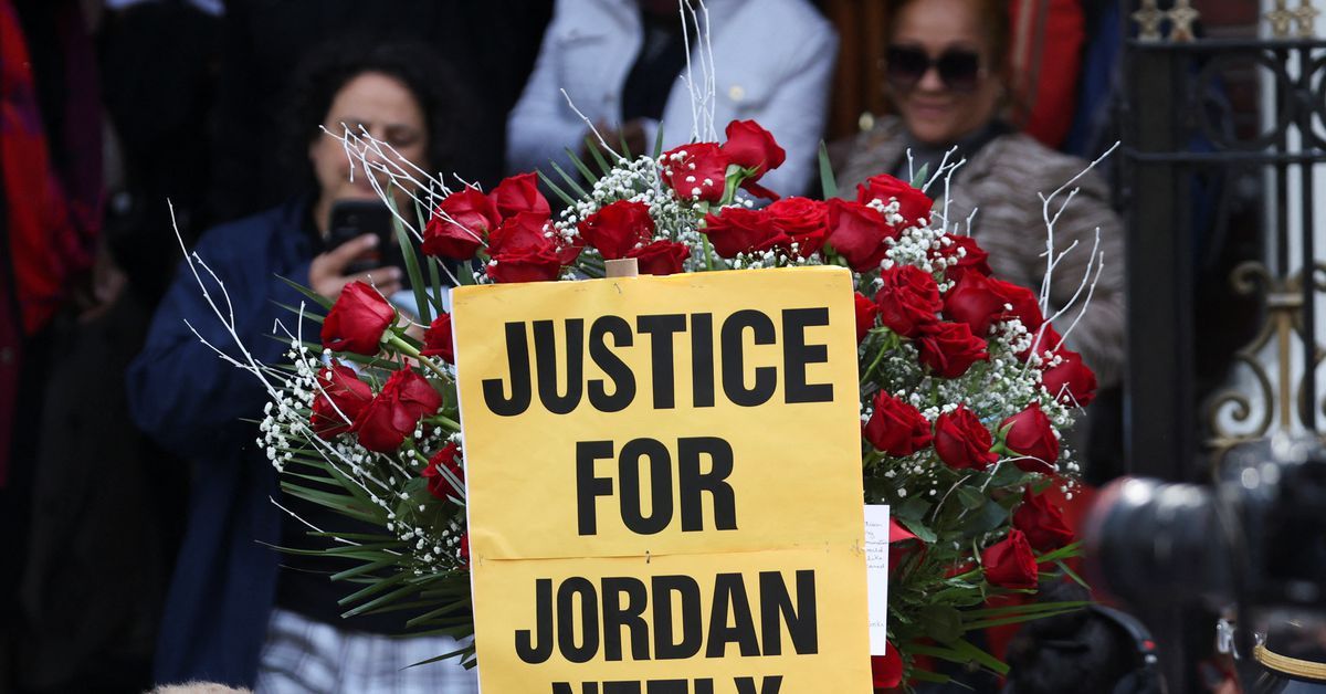 New York grand jury indicts former Marine in killing of Jordan Neely