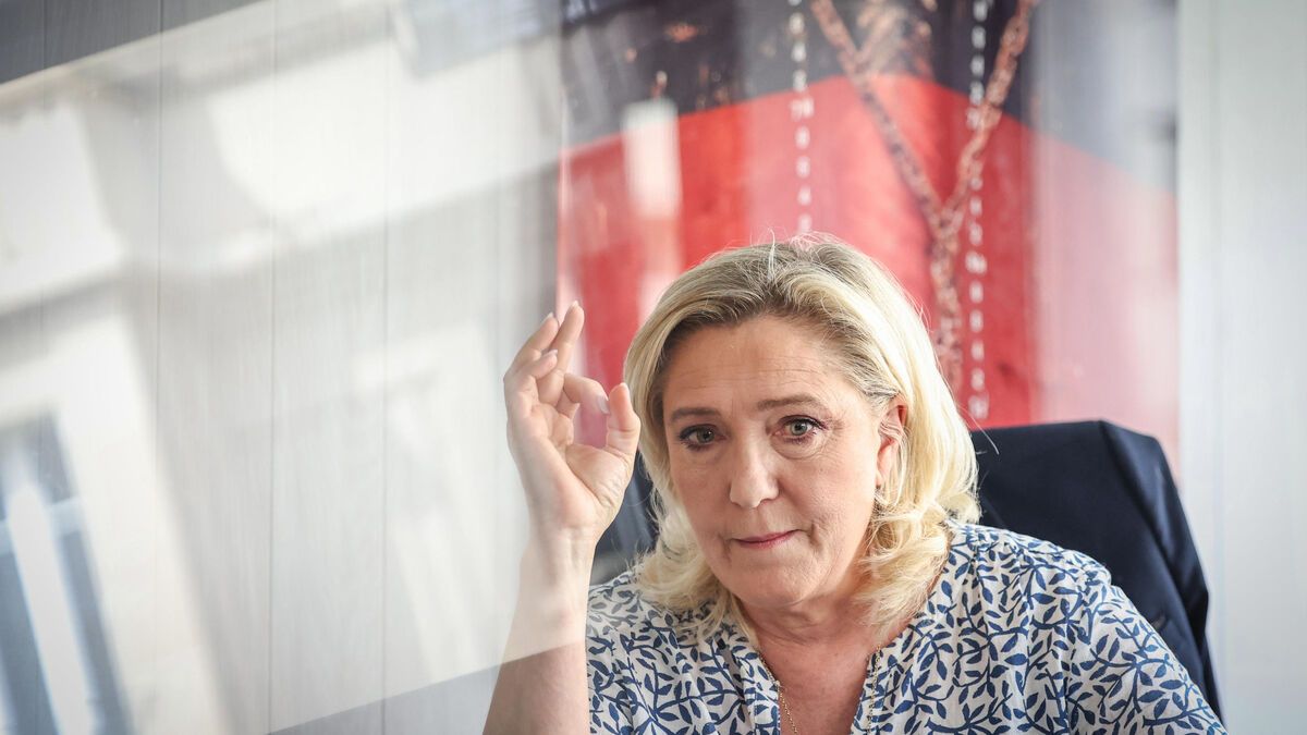 Réforme du système d’asile en UE : " Pas question de nous forcer à accueillir des migrants ", dit Marine Le Pen