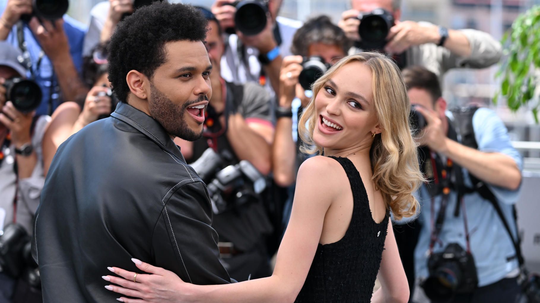 " The Idol " : The Weeknd défend cette scène de sexe avec Lily-Rose Depp