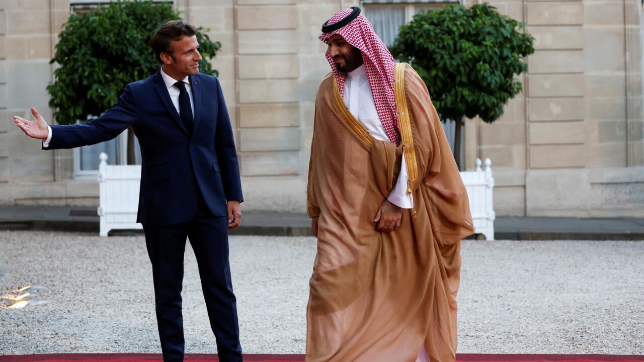 Mohammed ben Salman en France: "les Occidentaux restent silencieux face à l'Arabie Saoudite"