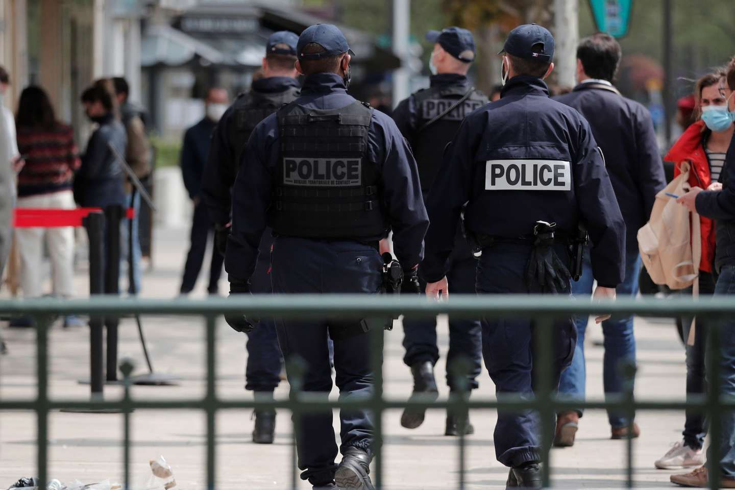 Prison ferme pour deux policiers de Seine-Saint-Denis, accablés par la vidéosurveillance