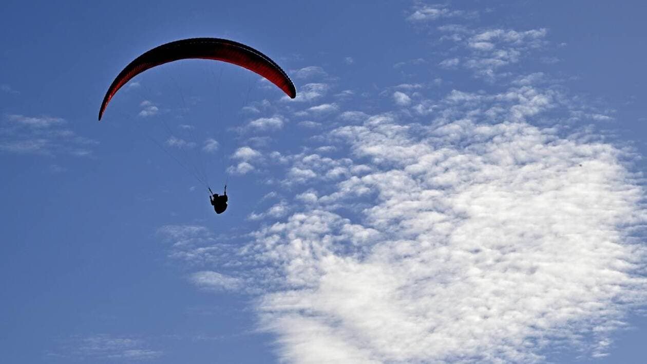 À 22 ans, le champion de parapente français Timo Léonetti ﻿meurt après un accident en Haute-Savoie