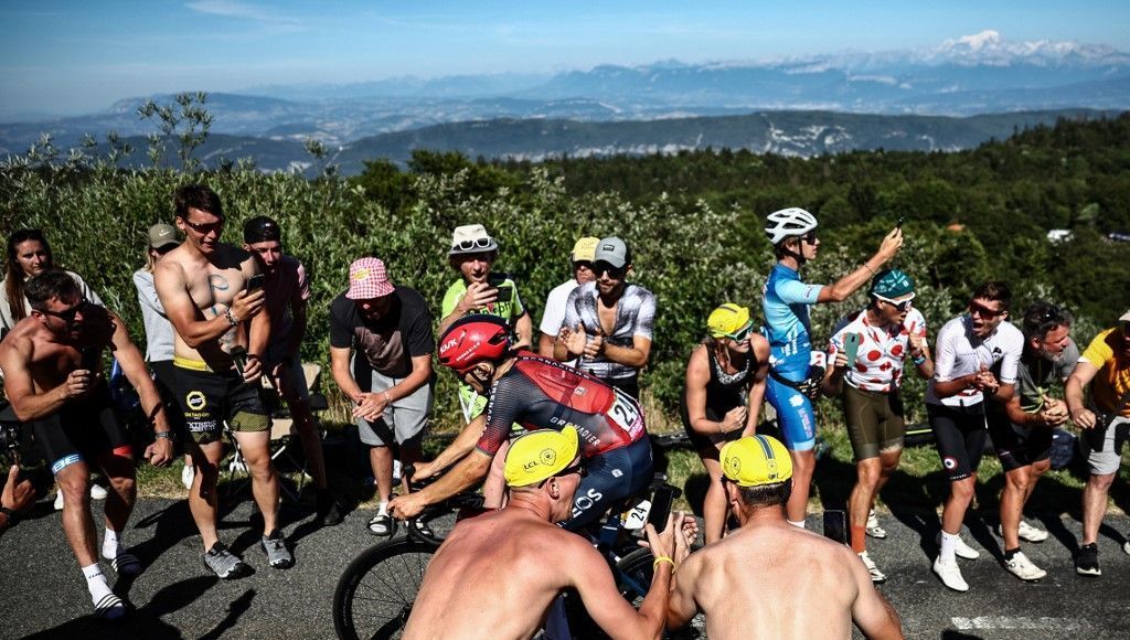 DIRECT - Tour de France : suivez la 14e étape entre Annemasse et Morzine